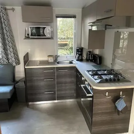 Bonne Anse 409 Mobile 3 7 Personnes Kamp alanı